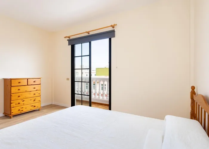 Live La Caleta Cielo Atico 3 Apartment *