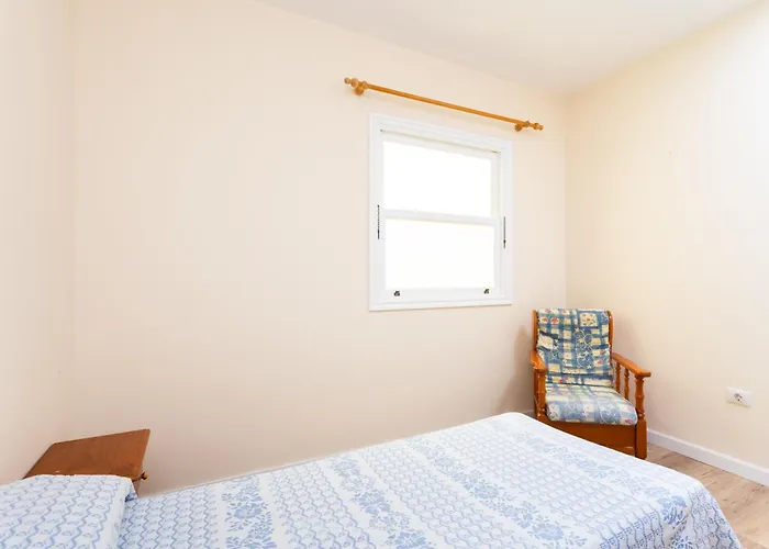 Apartment Live La Caleta Cielo Atico 3 *