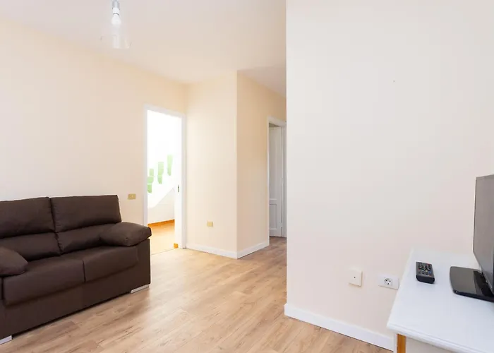 Apartment Live La Caleta Cielo Atico 3 *